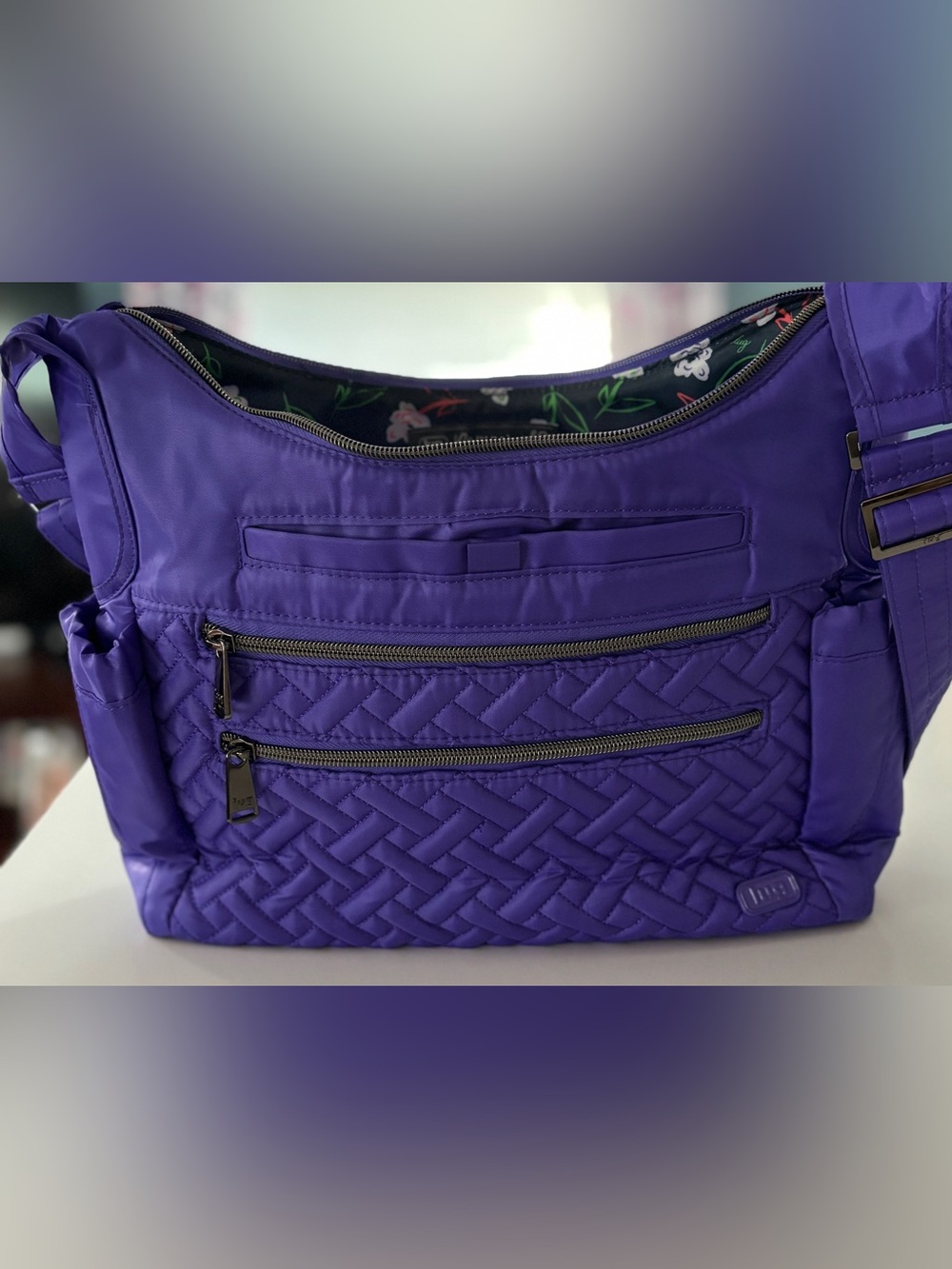 lug Camper SE Crossbody/Shoulder Bag in Violet